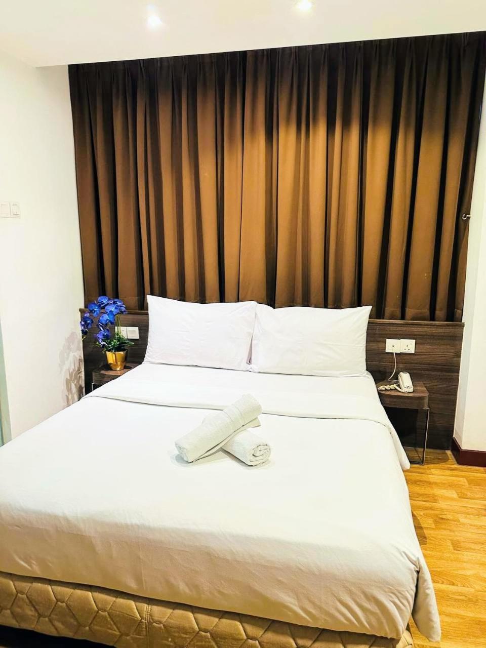 Frenz Hotel Куала-Лумпур Экстерьер фото