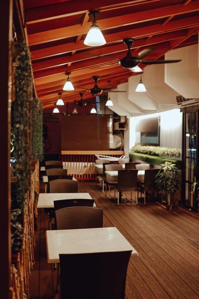 Frenz Hotel Куала-Лумпур Экстерьер фото
